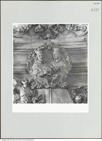 Vorderseite von ICCD [https://www.deutsche-digitale-bibliothek.de/content/lizenzen/rv-ez/] Grabmal der Kardinäle Francesco und Stefano Brancaccio - Detail: Medaillon mit den Porträts der Verstorbenen, bh521664_recto. Foto.