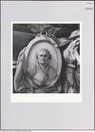 Vorderseite von ICCD [https://www.deutsche-digitale-bibliothek.de/content/lizenzen/rv-ez/] Grabmal des Herzogs Giovanni Assenzio de Goyzueta - Detail, bh521719_recto. Foto.