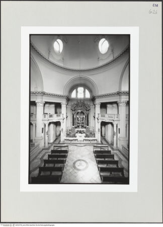 Vorderseite von Chemollo, Alessandra [https://www.deutsche-digitale-bibliothek.de/content/lizenzen/rv-ez/] San GirolamoSanti Vitale e Girolamo - Innen, Langhaus Richtung Presbyterium, bh524750_recto. Foto: Chemollo, Alessandra.