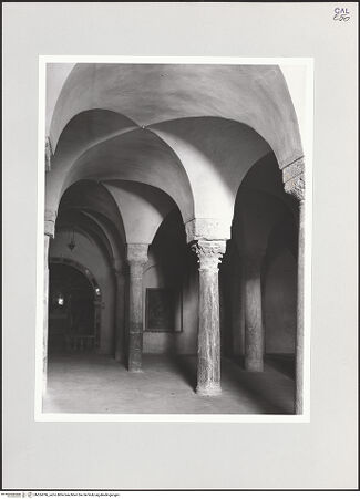 Vorderseite von Bibliotheca Hertziana [https://www.deutsche-digitale-bibliothek.de/content/lizenzen/rv-fz/] Cattedrale - Innenansicht Richtung Westen, bh524796_recto. Foto: Schwarz, Heinrich Mathias.