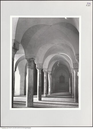 Vorderseite von Bibliotheca Hertziana [https://www.deutsche-digitale-bibliothek.de/content/lizenzen/rv-fz/] Cattedrale - Innenansicht Richtung Süden, bh524797_recto. Foto: Schwarz, Heinrich Mathias.