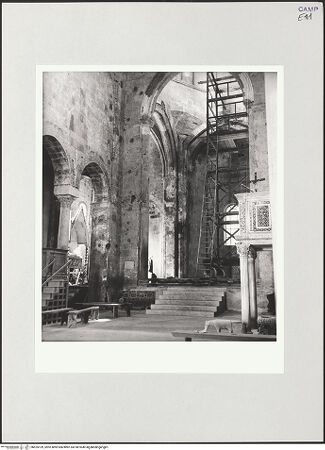 Vorderseite von Bibliotheca Hertziana [https://www.deutsche-digitale-bibliothek.de/content/lizenzen/rv-fz/] Duomo - Querhaus und Presbyterium von Südwesten, bh525109_recto. Foto: Schwarz, Heinrich Mathias.