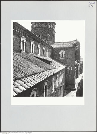 Vorderseite von Bibliotheca Hertziana [https://www.deutsche-digitale-bibliothek.de/content/lizenzen/rv-fz/] DuomoVierung und Kuppel - Langhausdach und Vierungskuppel von Südwesten, bh525112_recto. Foto: Schwarz, Heinrich Mathias.