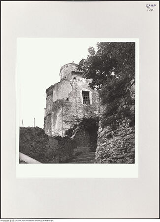 Vorderseite von Bibliotheca Hertziana [https://www.deutsche-digitale-bibliothek.de/content/lizenzen/rv-fz/] Santissima Annunziata - Ansicht von Nordosten, bh525406_recto. Foto: Schwarz, Heinrich Mathias.