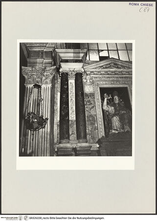 Vorderseite von Sopr. BAS ROMA [https://www.deutsche-digitale-bibliothek.de/content/lizenzen/rv-ez/] Grabmal Papst Pauls IV. - linke Hälfte der Ädikula, bh526330_recto. Foto.