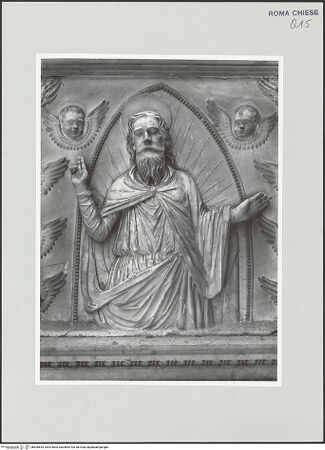 Vorderseite von Vasari [https://rightsstatements.org/page/CNE/1.0/] Grabmal des Kardinals Antoniotto Pallavicini (+1507)Bekrönungsrelief: Gottvater in der Mandorla, umgeben von Cherubim - , bh526694_recto. Foto.