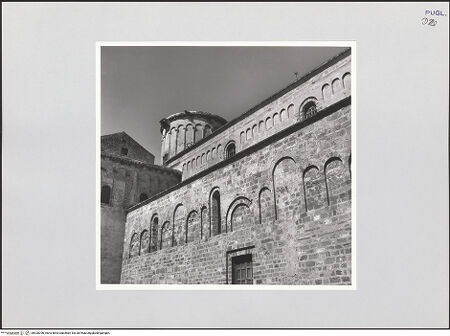 Vorderseite von Bibliotheca Hertziana [https://www.deutsche-digitale-bibliothek.de/content/lizenzen/rv-fz/] DuomoSüdflanke und Südquerhaus - Teilansicht von Südosten, bh528296_recto. Foto: Schwarz, Heinrich Mathias.