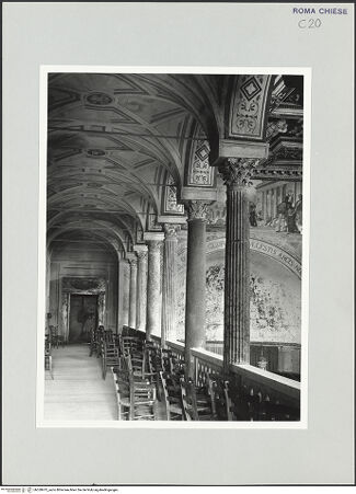 Vorderseite von Bibliotheca Hertziana [https://www.deutsche-digitale-bibliothek.de/content/lizenzen/rv-fz/] Sant'Agnese fuori le MuraInnenraumlinkes Seitenschiff (Nordseitenschiff) - Linke Gallerie mit Durchblick auf Chorkalotte und Wand, bh528475_recto. Foto: Schwarz, Heinrich Mathias.