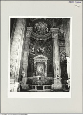 Vorderseite von Sopr. BAS ROMA [https://www.deutsche-digitale-bibliothek.de/content/lizenzen/rv-ez/] Santa Maria dell'AnimaCappella di San Giovanni Nepomuceno - Gesamtansicht, bh529227_recto. Foto.
