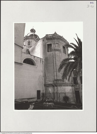 Vorderseite von Foto Marburg [https://www.deutsche-digitale-bibliothek.de/content/lizenzen/rv-ez/] Chiesa Madre - Apsis und östlicher Querarm, bh530318_recto. Foto: Gloc, Jan.