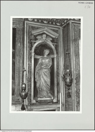 Vorderseite von Sopr. BAS ROMA [https://www.deutsche-digitale-bibliothek.de/content/lizenzen/rv-ez/] Die heilige Susanna - Gesamtansicht, frontal, bh530825_recto. Foto.