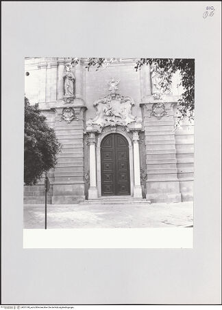 Vorderseite von Biblioteca Fardelliana, Trapani [https://www.deutsche-digitale-bibliothek.de/content/lizenzen/rv-ez/] CattedraleHauptfassade - Hauptportal, bh531749_recto. Foto: Bertolini, Giovanni.