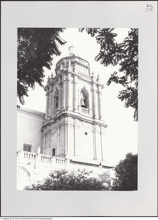 Vorderseite von Biblioteca Fardelliana, Trapani [https://www.deutsche-digitale-bibliothek.de/content/lizenzen/rv-ez/] CattedraleGlockenturm - Ansicht von Nordosten, bh531755_recto. Foto: Bertolini, Giovanni.