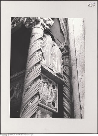 Vorderseite von Pedicini, Luciano [https://www.deutsche-digitale-bibliothek.de/content/lizenzen/rv-ez/] Grabmal der Katharina von Österreich - Ostseite, Johannes der Täufer, bh532479_recto. Foto: Pedicini, Luciano.