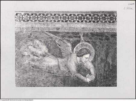 Vorderseite von Pedicini, Luciano [https://www.deutsche-digitale-bibliothek.de/content/lizenzen/rv-ez/] Kreuzigung mit Heiligen Maria, Johannes, Magdalena und Engeln - Detail: Engel (oben links), bh532625_recto. Foto: Pedicini, Luciano.