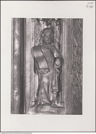 Vorderseite von Sopr. BAS NA [https://www.deutsche-digitale-bibliothek.de/content/lizenzen/rv-ez/] Grabmal des Königs Robert I.Heiligen und Propheten - Pfeiler, Detail: Prophet, bh532678_recto. Foto.