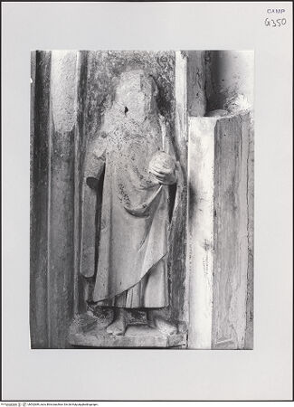 Vorderseite von Pedicini, Luciano [https://www.deutsche-digitale-bibliothek.de/content/lizenzen/rv-ez/] Grabmal des Königs Robert I.Heiligen und Propheten - Pfeiler, Detail: Heiliger? (Fragment), bh532689_recto. Foto: Pedicini, Luciano.