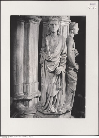 Vorderseite von Pedicini, Luciano [https://www.deutsche-digitale-bibliothek.de/content/lizenzen/rv-ez/] Grabmal des Königs Robert I.Untere Hälfte: Karyatiden, Sarkophag und GrabkammerRechter Pfeiler mit Tugenden - Caritas, bh532698_recto. Foto: Pedicini, Luciano.