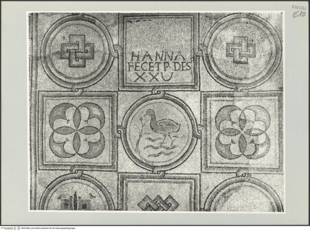 Vorderseite von Böhm [https://www.deutsche-digitale-bibliothek.de/content/lizenzen/rv-ez/] Fußboden des Mittelschiffes - Linke Seite, Detail, bh533482_recto. Foto: Böhm, Osvaldo.