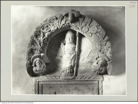 Vorderseite von Böhm, Osvaldo [https://www.deutsche-digitale-bibliothek.de/content/lizenzen/rv-ez/] Schrein des heiligen Blasius - Gesamtansicht, bh533549_recto. Foto: Böhm, Osvaldo.