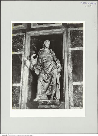 Vorderseite von Sopr. BAS ROMA [https://www.deutsche-digitale-bibliothek.de/content/lizenzen/rv-ez/] Johannes der Evangelist - , bh533615_recto. Foto.