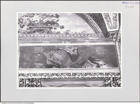 Vorderseite von Sopr. BAS ROMA [https://www.deutsche-digitale-bibliothek.de/content/lizenzen/rv-ez/] Dekoration mit Trophäen - Fries, bh533999_recto. Foto.