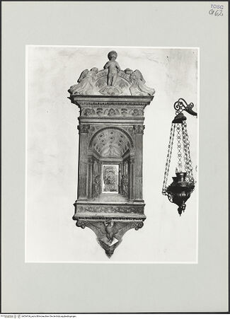 Vorderseite von Foto Marburg [https://www.deutsche-digitale-bibliothek.de/content/lizenzen/rv-ez/] Tabernakel - Gesamtansicht, bh534166_recto. Foto: Haag, Paul.