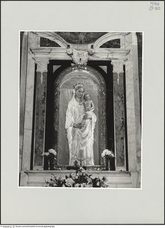 Vorderseite von Foto Marburg [https://www.deutsche-digitale-bibliothek.de/content/lizenzen/rv-ez/] Hochaltar der Madonna delle LacrimeMadonna delle lacrime - Gesamtansicht, bh534225_recto. Foto: Gloc, Jan.