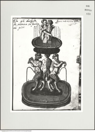 Vorderseite von Bibliotheca Hertziana [http://creativecommons.org/publicdomain/mark/1.0/] Scritti e disegniBrunnen mit Faunen sowie Samalcis und Hermaphrodit auf der oberen Brunnenschale - , bh534325_recto. Foto: D'Onofrio, Cesare.
