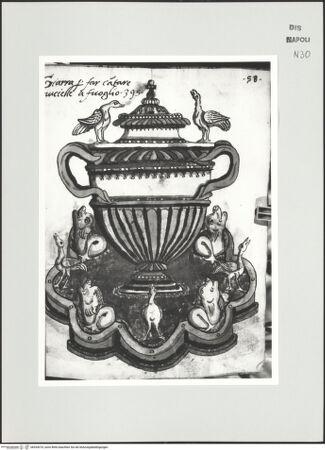 Vorderseite von Bibliotheca Hertziana [http://creativecommons.org/publicdomain/mark/1.0/] Scritti e disegniBrunnen mit großer Urnenvase, Delphinen sowie mechanischen Vögeln - , bh534370_recto. Foto: D'Onofrio, Cesare.