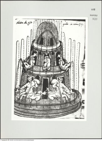 Vorderseite von Bibliotheca Hertziana [http://creativecommons.org/publicdomain/mark/1.0/] Scritti e disegniBrunnen mit Meereskentauren und Delphinen - , bh534387_recto. Foto: D'Onofrio, Cesare.