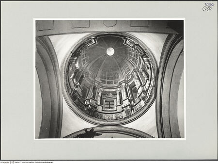 Vorderseite von Foto Marburg [https://www.deutsche-digitale-bibliothek.de/content/lizenzen/rv-ez/] Scheinkuppel - Gesamtansicht, bh534571_recto. Foto: Haag, Paul.