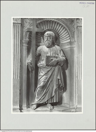Vorderseite von Vasari [https://rightsstatements.org/page/CNE/1.0/] TabernakelpendantsTabernakel für das TaufwasserRechte Nischenfigur: heiliger Andreas (von der Rückseite des ehemaligen Hochaltars) - Gesamtansicht, frontal, bh534643_recto. Foto.
