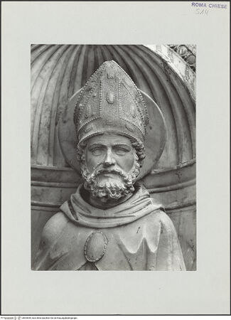 Vorderseite von Vasari [https://www.deutsche-digitale-bibliothek.de/content/lizenzen/rv-ez/] Ehemaliger HochaltarRechte obere Muschelnische: Augustinusstatue - Detail, Kopf, frontal, bh534649_recto. Foto.