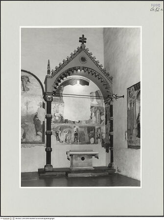 Vorderseite von Foto Marburg [https://www.deutsche-digitale-bibliothek.de/content/lizenzen/rv-ez/] Aedikula des Altars der Familie Carbonati - Gesamtansicht, bh535027_recto. Foto: Gloc, Jan.