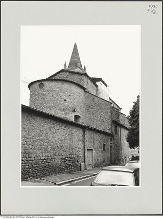 Vorderseite von Foto Marburg [https://www.deutsche-digitale-bibliothek.de/content/lizenzen/rv-ez/] Sant'Agostino - Apsis und Nordseite von Nordosten, bh535063_recto. Foto: Gloc, Jan.