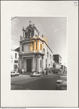 Vorderseite von Foto Marburg [https://www.deutsche-digitale-bibliothek.de/content/lizenzen/rv-ez/] Chiesa del Carmine - Schrägansicht von Nordwesten, bh537207_recto. Foto: Fenchel, Horst.