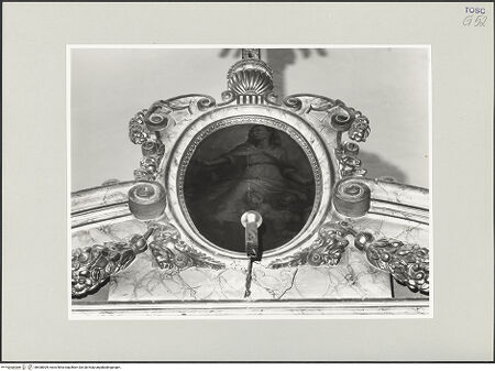 Vorderseite von Foto Marburg [https://www.deutsche-digitale-bibliothek.de/content/lizenzen/rv-ez/] Hochaltar (Altare Vasari)VorderseiteMaria Assunta - Gesamtansicht, bh538009_recto. Foto: Gloc, Jan.