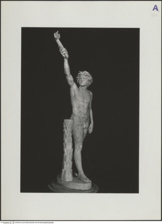 Vorderseite von Museo Nazionale Romano, Palazzo Altemps [https://www.deutsche-digitale-bibliothek.de/content/lizenzen/rv-ez/] Fackelträger - , bh540163_recto. Foto.