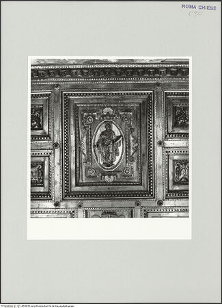 Vorderseite von Sopr. BAS ROMA [https://www.deutsche-digitale-bibliothek.de/content/lizenzen/rv-ez/] Holzdecke - Detail: Paulus, bh540635_recto. Foto.