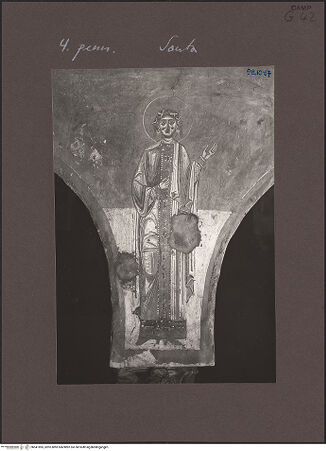 Vorderseite von Bibliotheca Hertziana [https://www.deutsche-digitale-bibliothek.de/content/lizenzen/rv-fz/] Szenen aus dem Alten Testament, Martyriumsszene und HeiligendarstellungenArkadenzwickel des südlichen Seitenschiffes: Darstellung weiblicher HeiligerWeibliche Heilige mit erhobener linker Hand - Gesamtansicht, bh541895_recto. Foto: Sansaini, Renato.