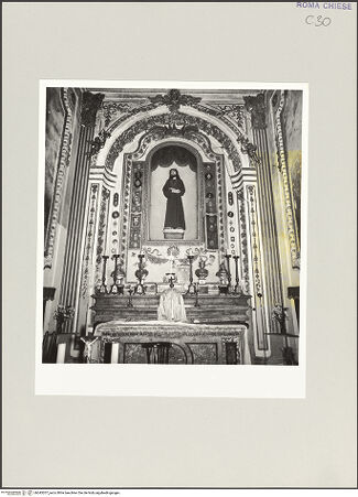 Vorderseite von Sopr. BAS ROMA [https://www.deutsche-digitale-bibliothek.de/content/lizenzen/rv-ez/] Gesù Nazareno - Hauptaltar, bh543207_recto. Foto.