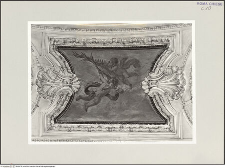 Vorderseite von Sopr. BAS ROMA [https://www.deutsche-digitale-bibliothek.de/content/lizenzen/rv-ez/] Putti mit Märtyrerkrone und Palmzweig - , bh543270_recto. Foto.