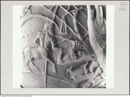 Vorderseite von Pedicini, Luciano [https://www.deutsche-digitale-bibliothek.de/content/lizenzen/rv-ez/] Atlas Farnese (Atlante Farnese) - Globus, Detail vorne, bh544543_recto. Foto: Pedicini, Luciano.