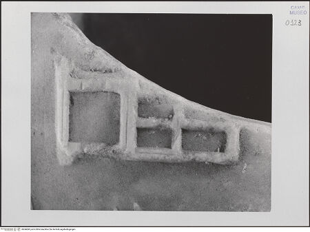 Vorderseite von Pedicini, Luciano [https://www.deutsche-digitale-bibliothek.de/content/lizenzen/rv-ez/] Atlas Farnese (Atlante Farnese) - Globus, Detail oben, bh544545_recto. Foto: Pedicini, Luciano.