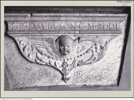 Vorderseite von Röll, Johannes [https://rightsstatements.org/page/CNE/1.0/] Konsole mit Inschrift und Cherubskopf - , bh547366_recto. Foto: Röll, Johannes.