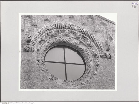 Vorderseite von Sigismondi, Roberto [http://creativecommons.org/licenses/by-nc-sa/4.0/] Rundfenster - Gesamtansicht, bh550526_recto. Foto: Sigismondi, Roberto.