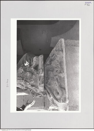 Vorderseite von Bibliotheca Hertziana [https://www.deutsche-digitale-bibliothek.de/content/lizenzen/rv-fz/] Kapitell 43 (Giess, 1959; Naldi, 1990) - Kapitell 43, bh551500_recto. Foto.