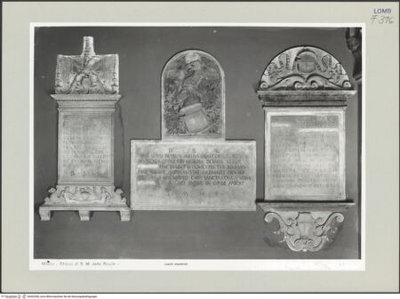 Vorderseite von ICCD [https://www.deutsche-digitale-bibliothek.de/content/lizenzen/rv-ez/] Epitaphien - Drei Epitaphien, bh552308_recto. Foto.