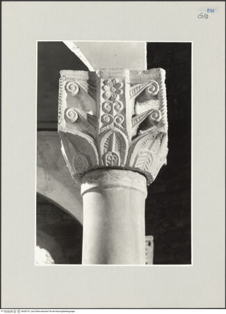 Vorderseite von Ravenna, Marco [https://rightsstatements.org/page/CNE/1.0/] Ziborium - Detail: Kapitell, bh553737_recto. Foto.